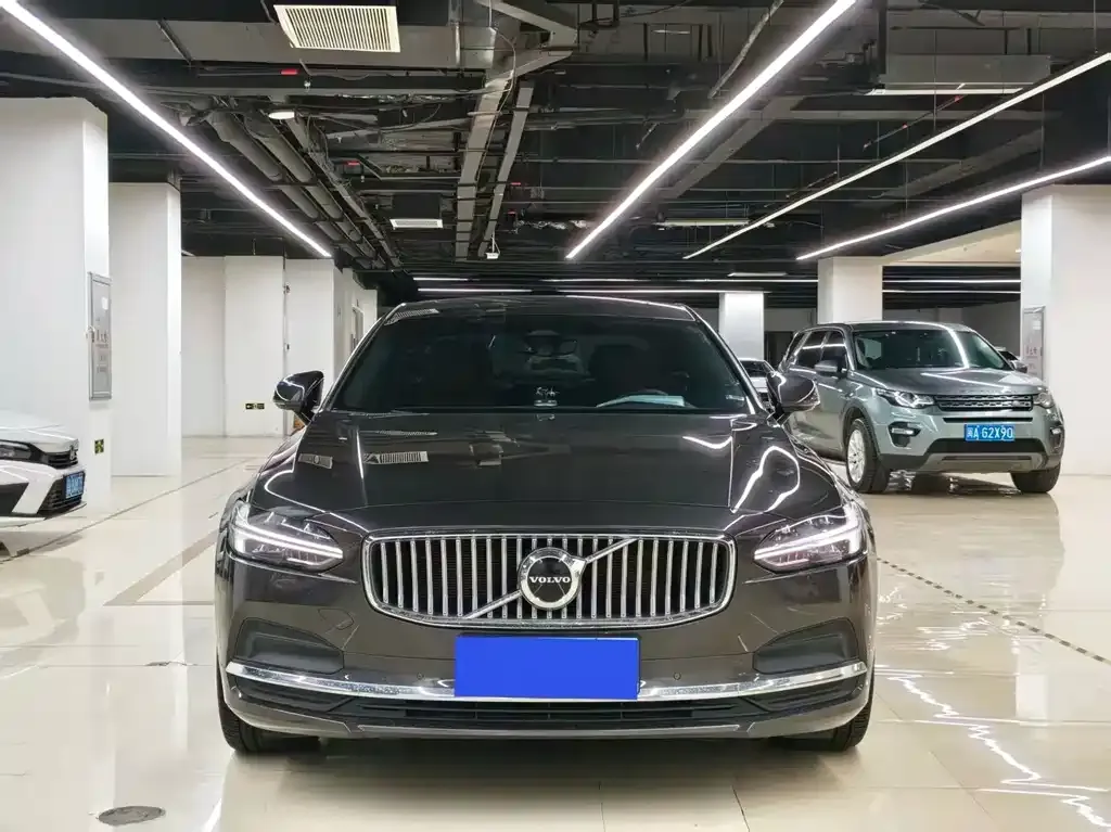 Volvo S90 — фото 8