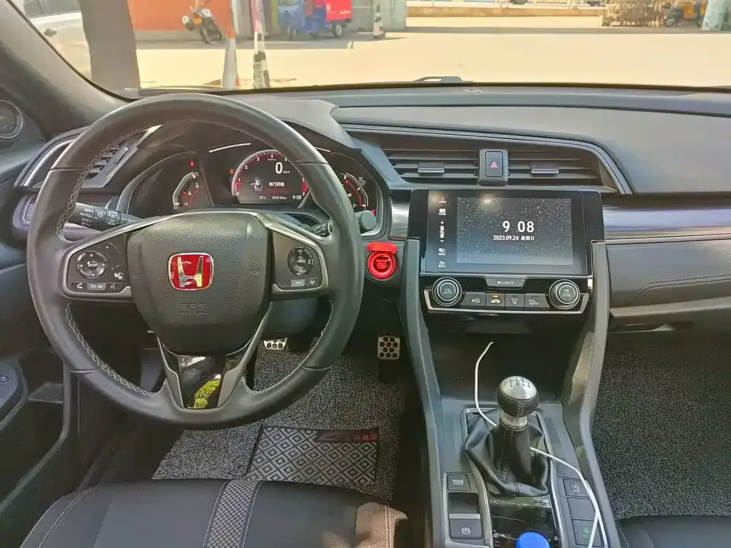 Honda Civic — фото 8