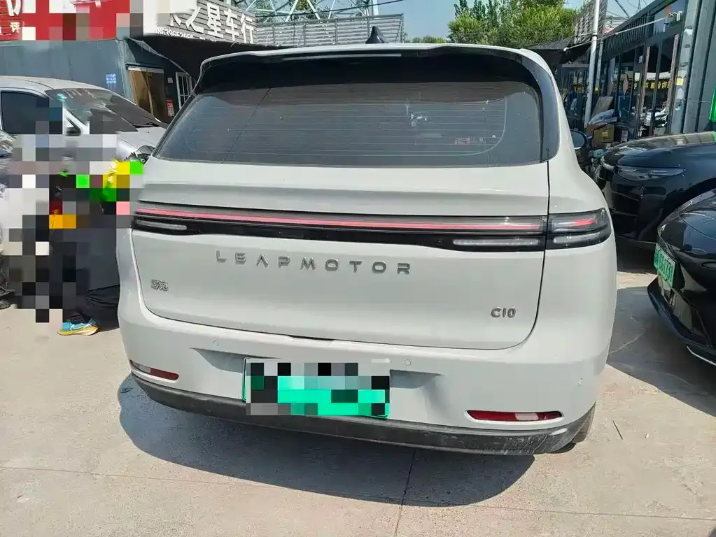 Leapmotor C10 — фото 2