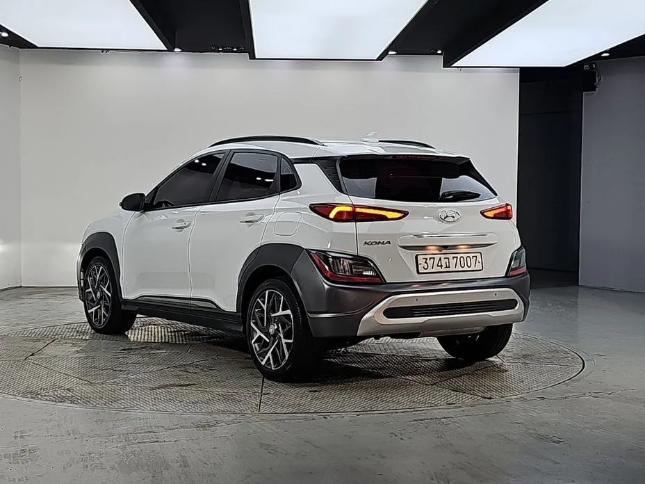 Hyundai Kona — фото 7