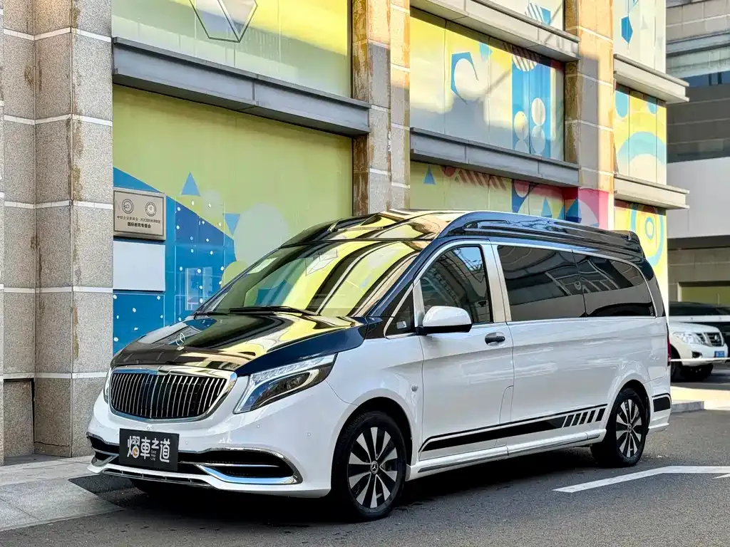 Mercedes-Benz Vito — фото 1