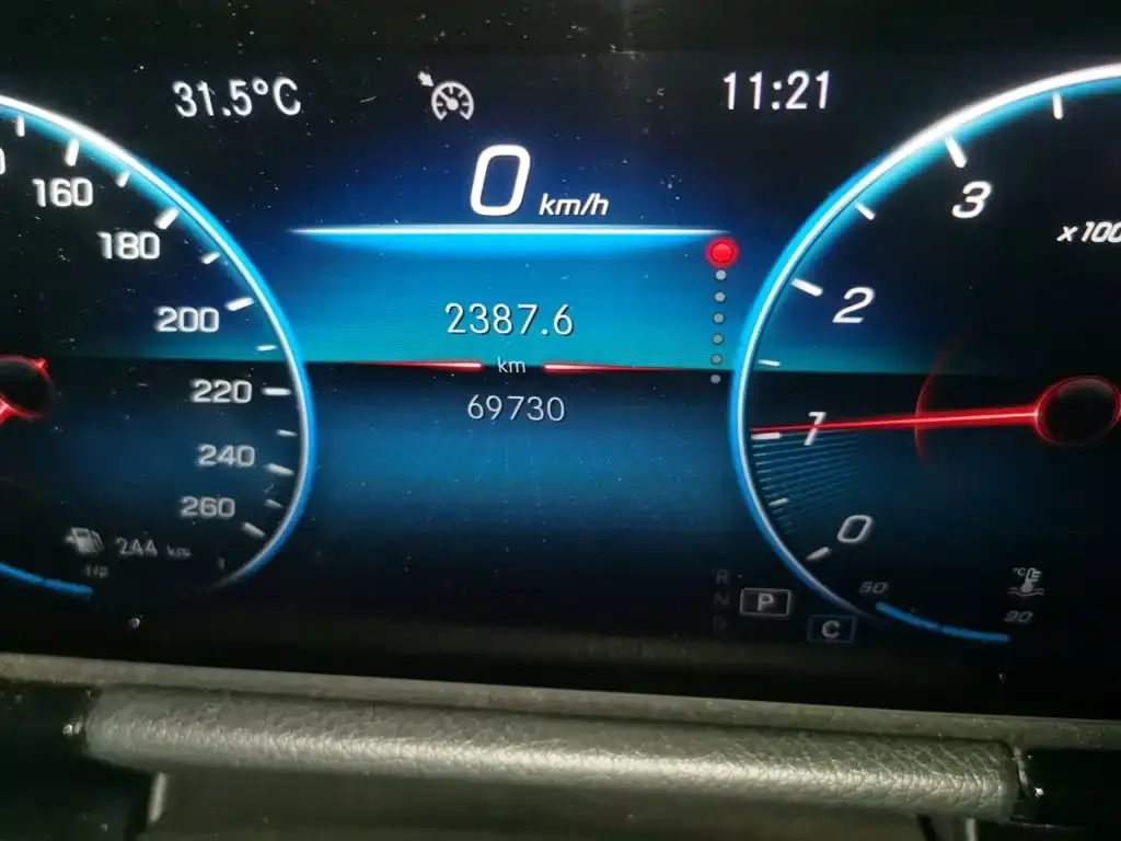 Mercedes-Benz GLA — фото 7
