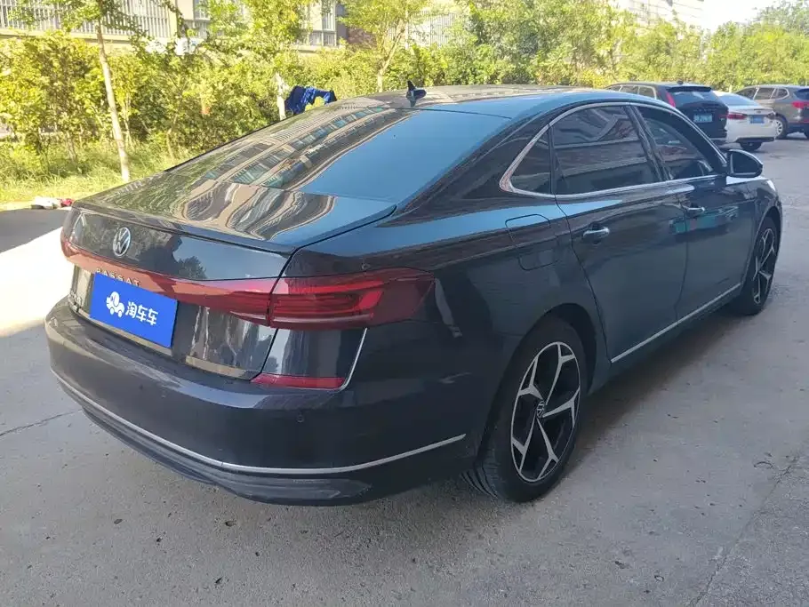 Volkswagen Passat — фото 5