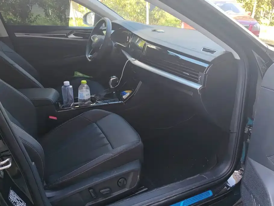 Volkswagen Passat — фото 2