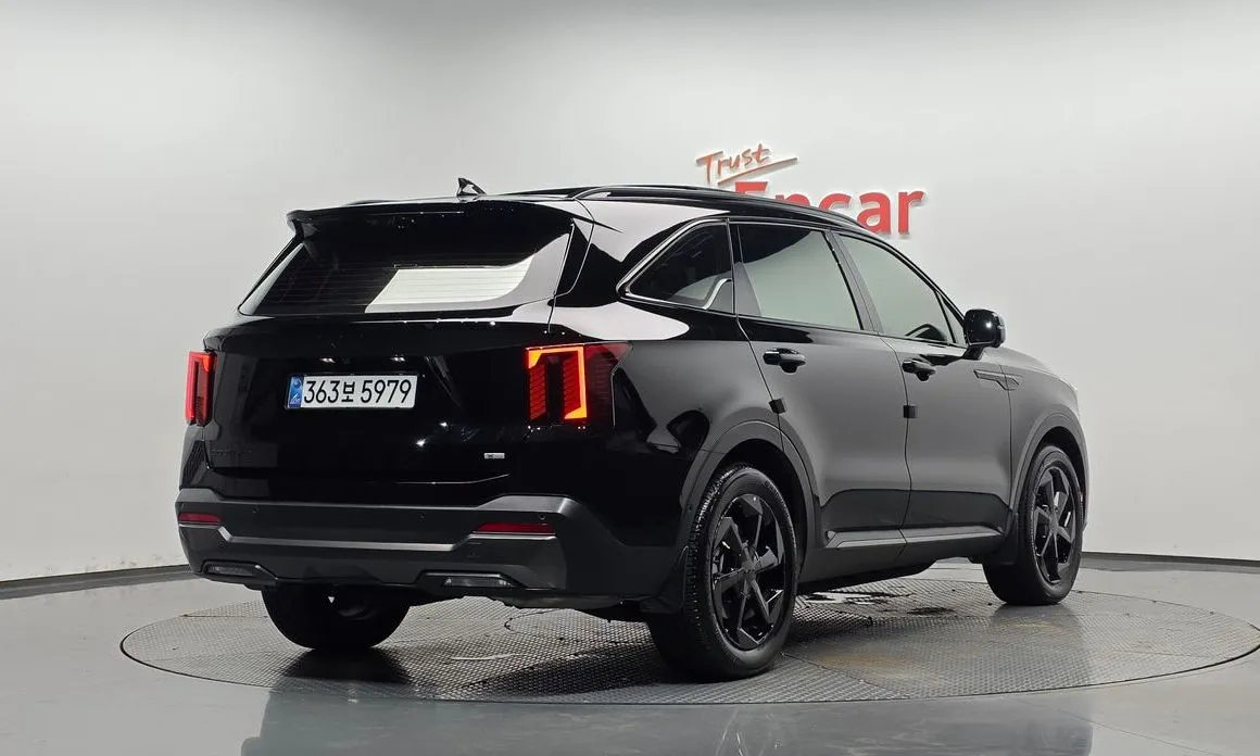 Kia Sorento — фото 7