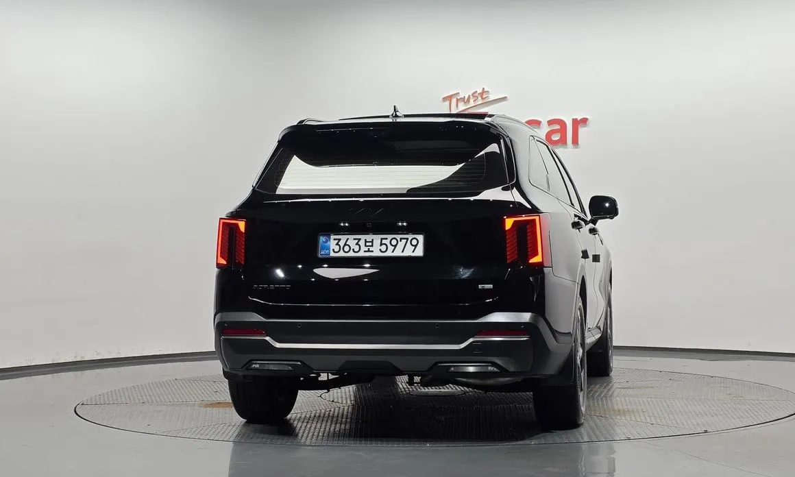 Kia Sorento — фото 5