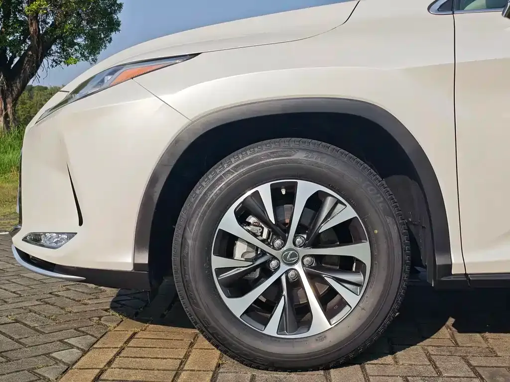 Lexus RX — фото 2