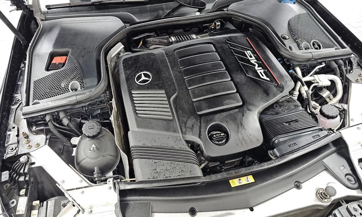 Mercedes-Benz CLS-Class — фото 10