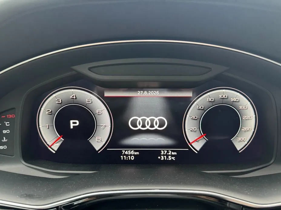 Audi Q8 — фото 10