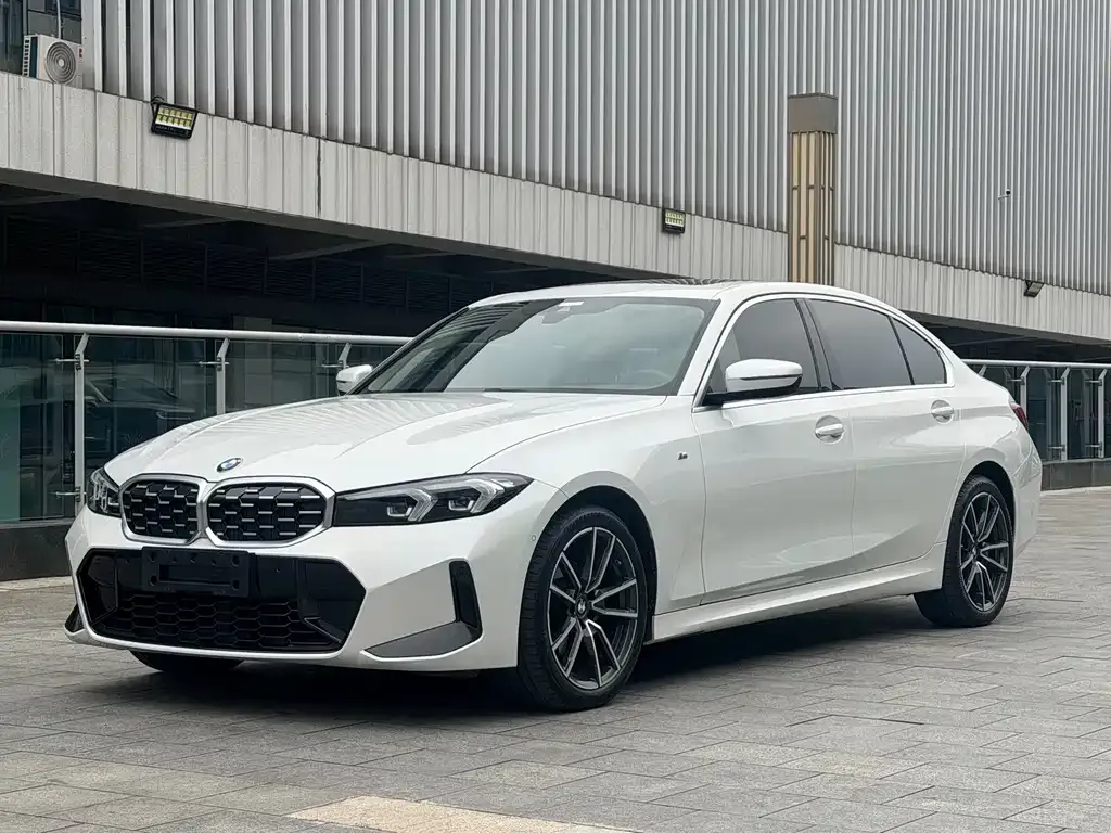 BMW 3 Series — фото 1