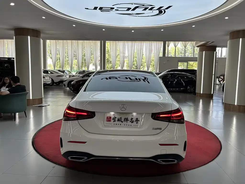 Mercedes-Benz A-Class — фото 10