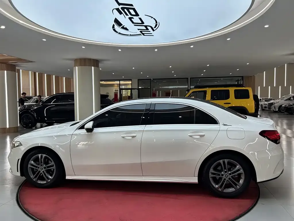Mercedes-Benz A-Class — фото 2