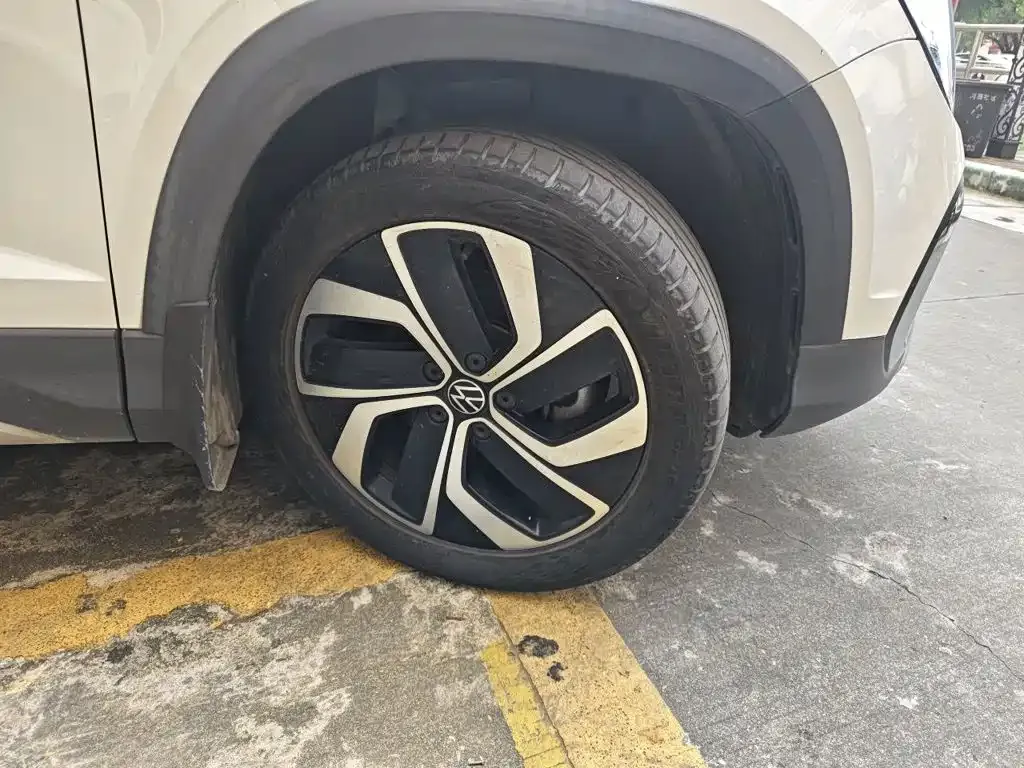 Volkswagen Tharu — фото 4