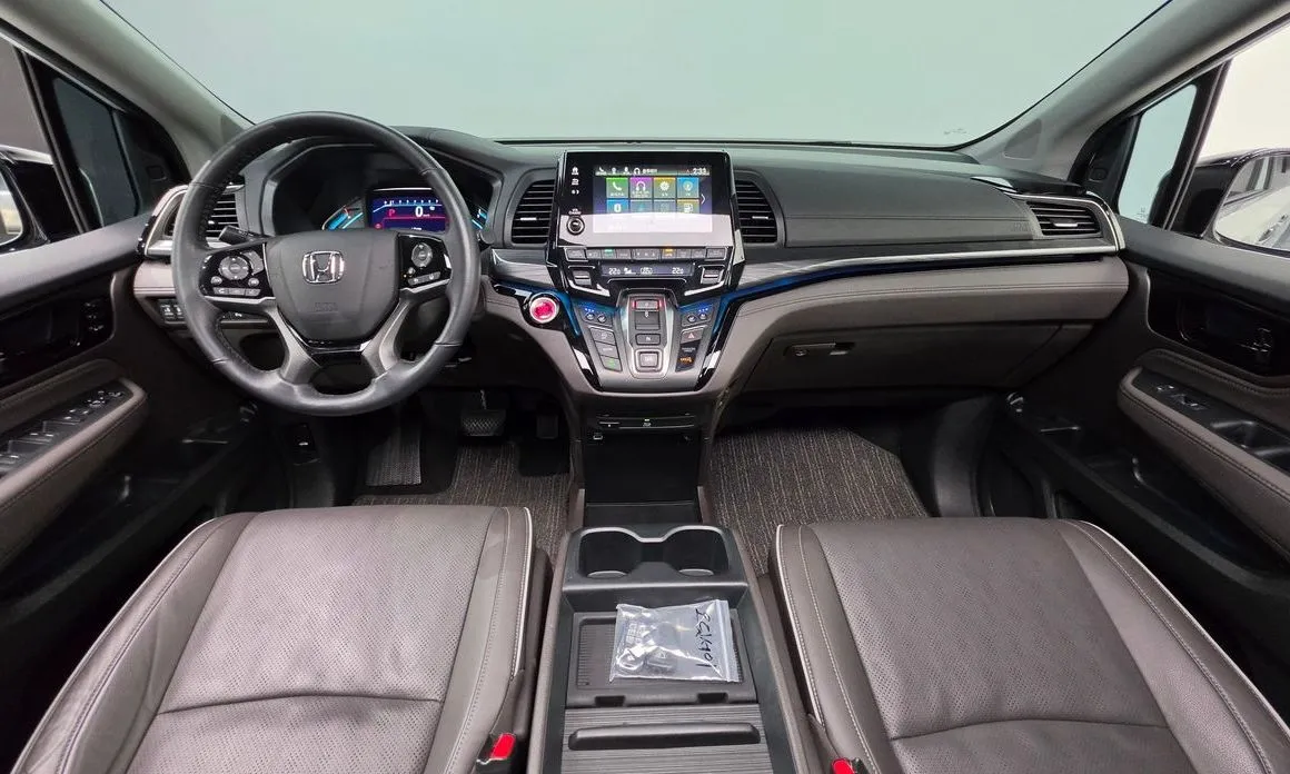 Honda Odyssey — фото 10