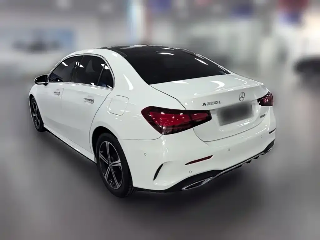 Mercedes-Benz A-Class — фото 9