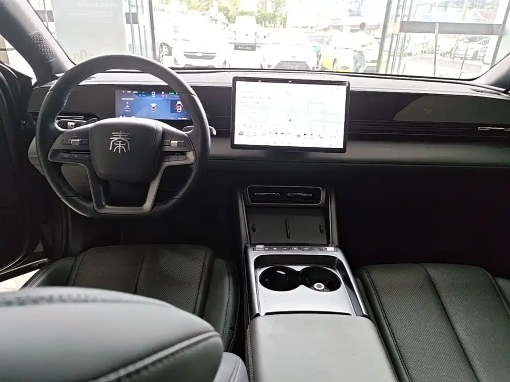 BYD Qin L — фото 9