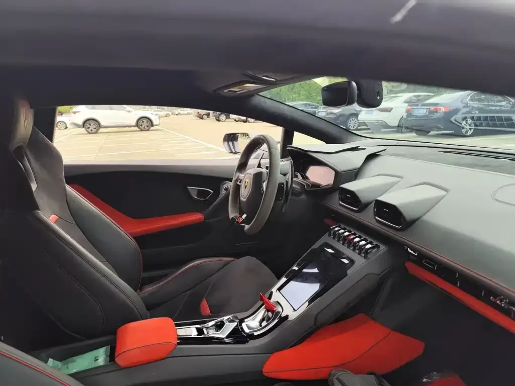 Lamborghini Huracan — фото 2