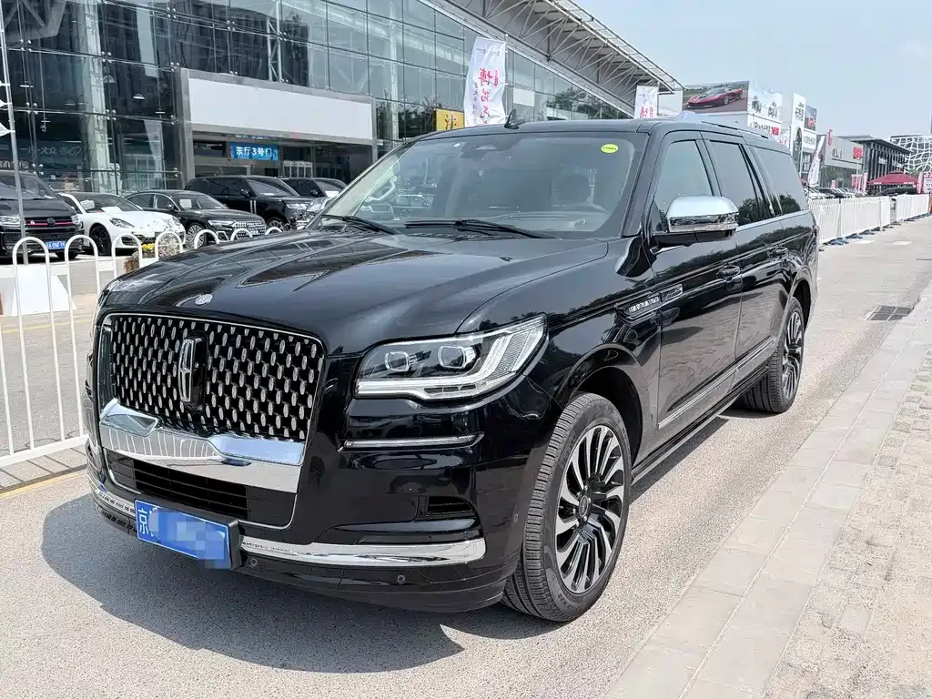 Lincoln Navigator — фото 1