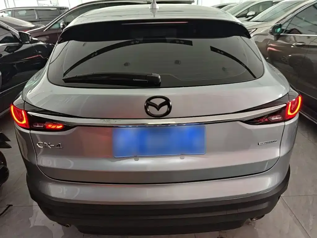 Mazda CX-4 — фото 7