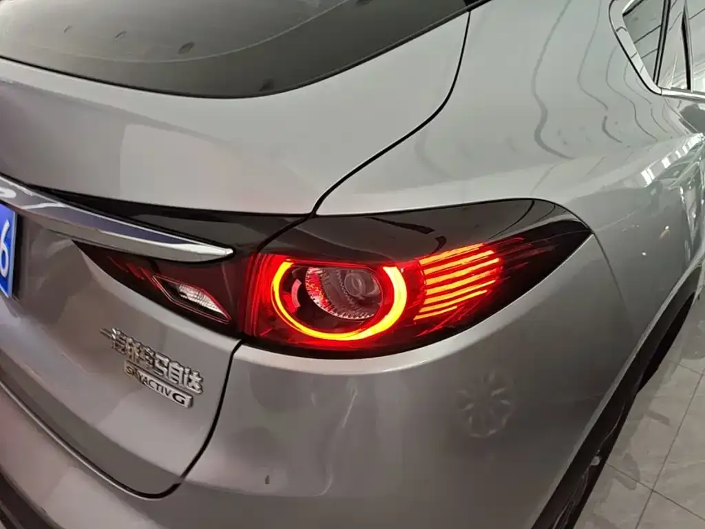 Mazda CX-4 — фото 2