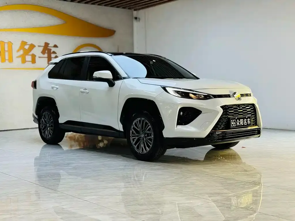 Toyota Wildlander — фото 2