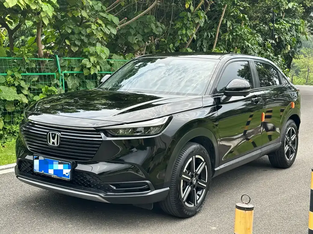 Honda Vezel — фото 1