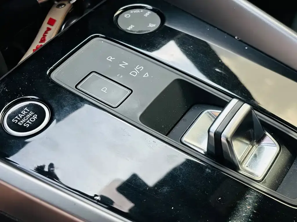 Audi A3 — фото 2