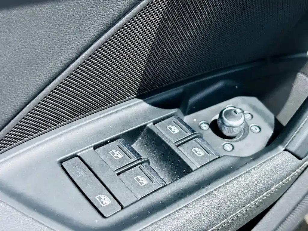 Audi A3 — фото 8