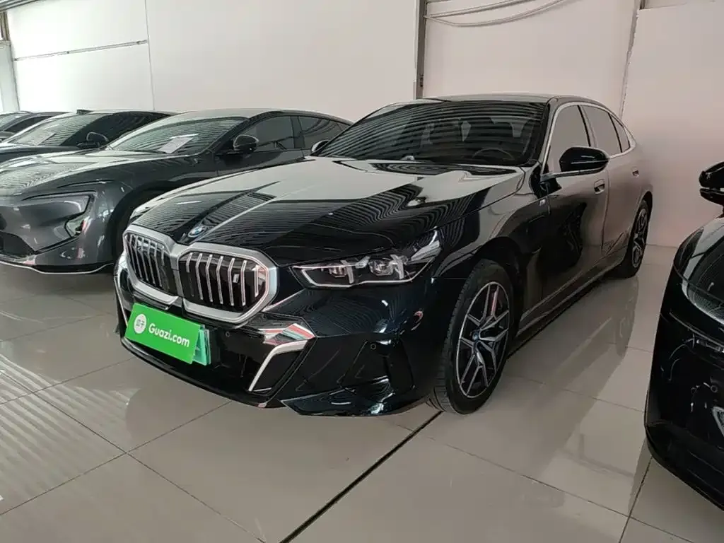 BMW i5 — фото 4