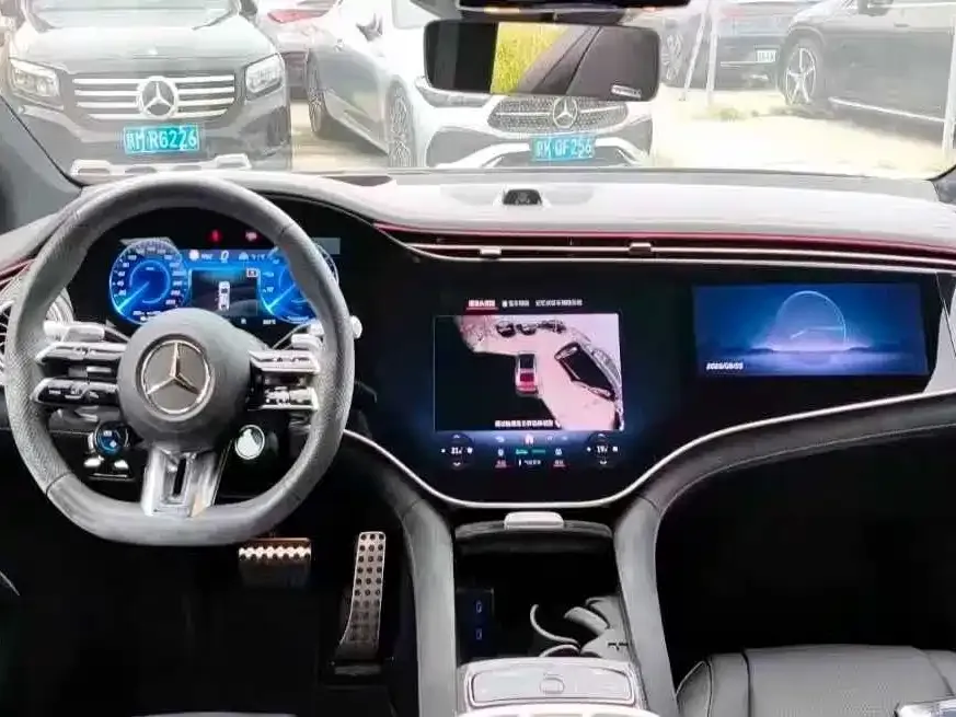Mercedes-Benz EQS AMG — фото 4