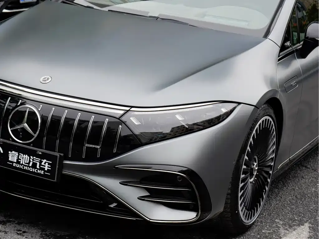 Mercedes-Benz EQS AMG — фото 7