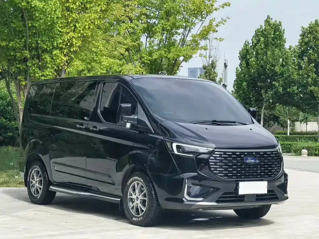 Ford Tourneo — фото 4