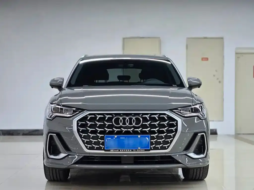 Audi Q3 — фото 8