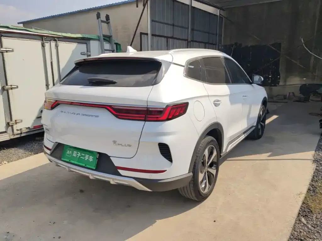 BYD PLUS New Energy — фото 3
