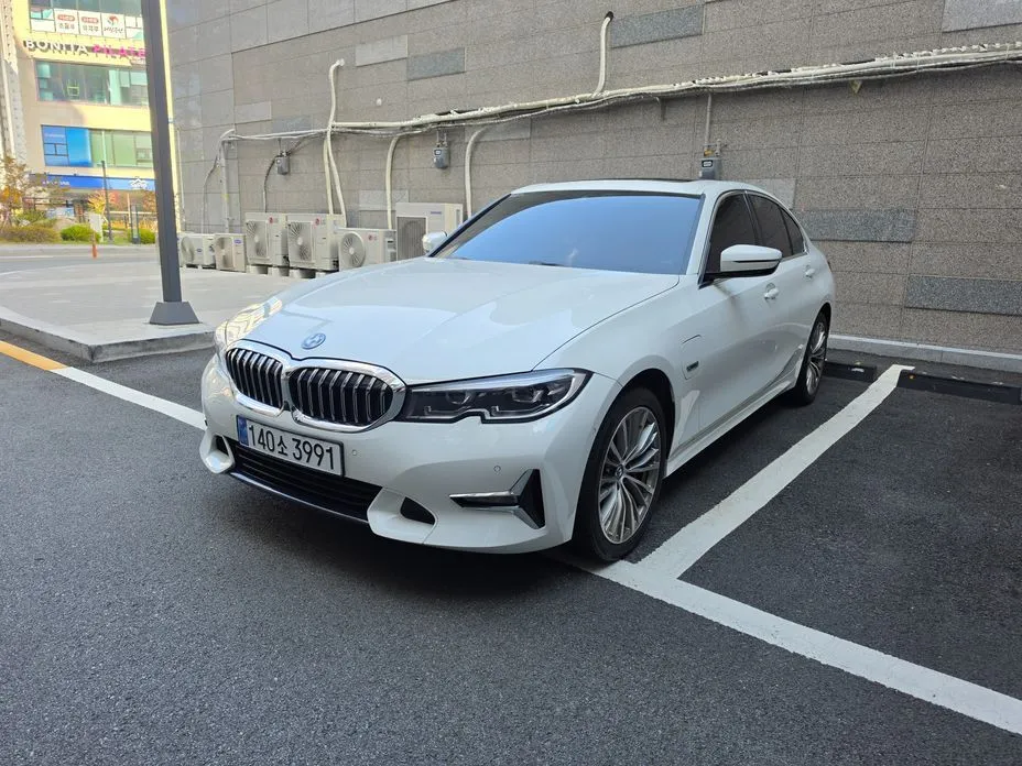 BMW 3-Series — фото 10