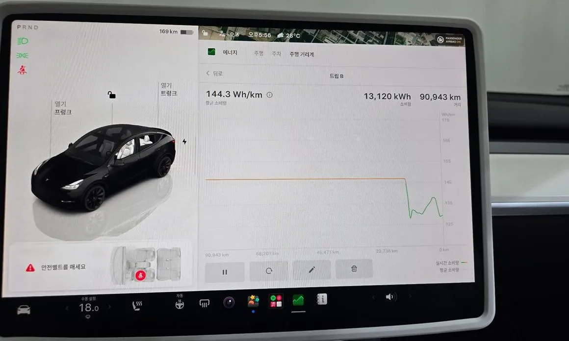 Tesla Model Y — фото 4