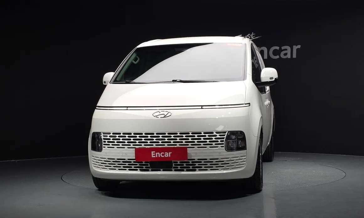 Hyundai Staria — фото 2