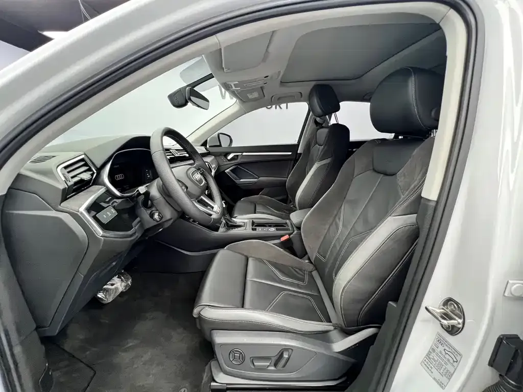 Audi Q3 Sportback — фото 9