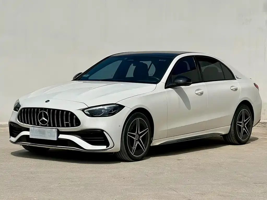 Mercedes-Benz C-Class — фото 1