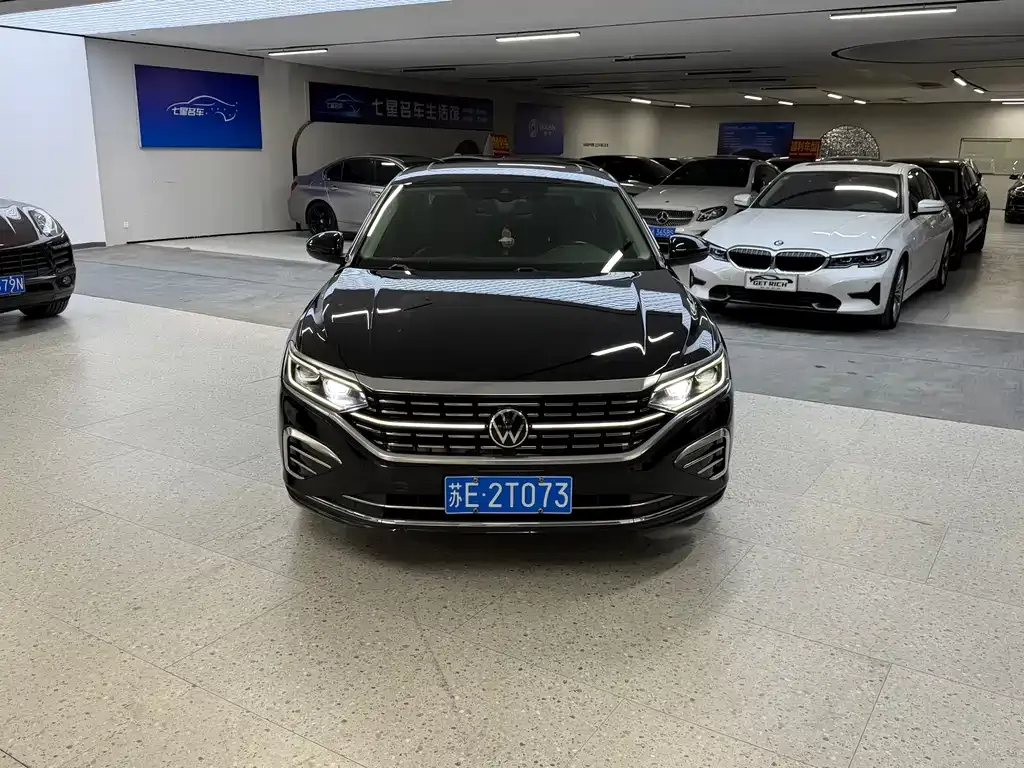 Volkswagen Passat — фото 3