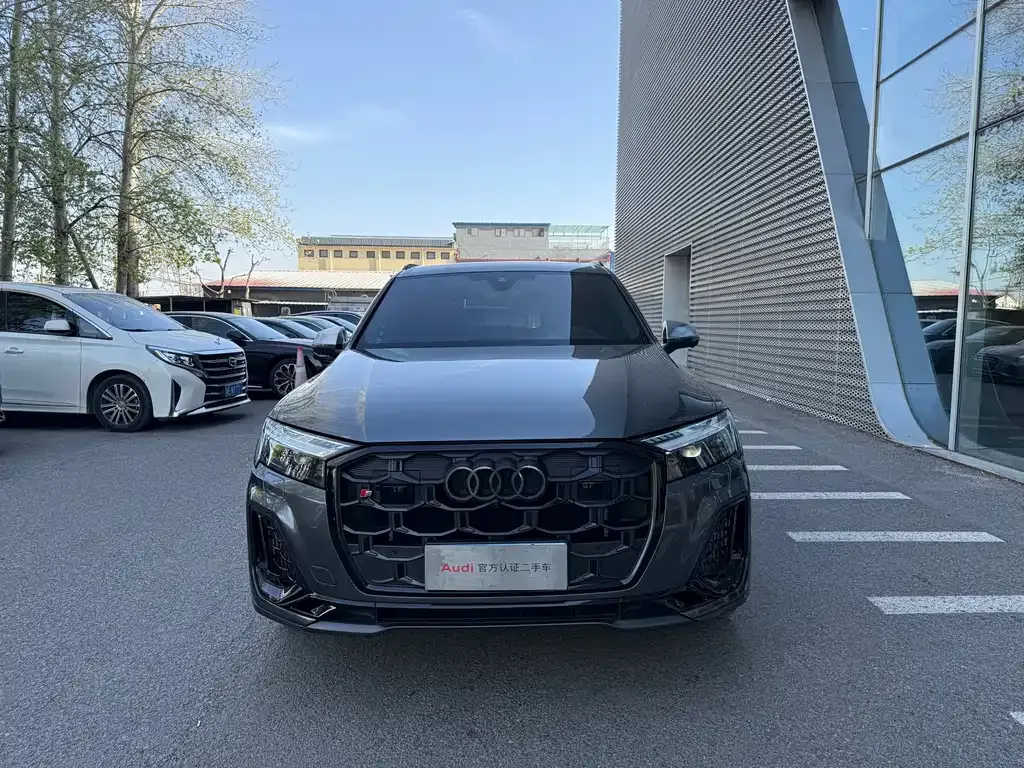 Audi SQ7 — фото 7
