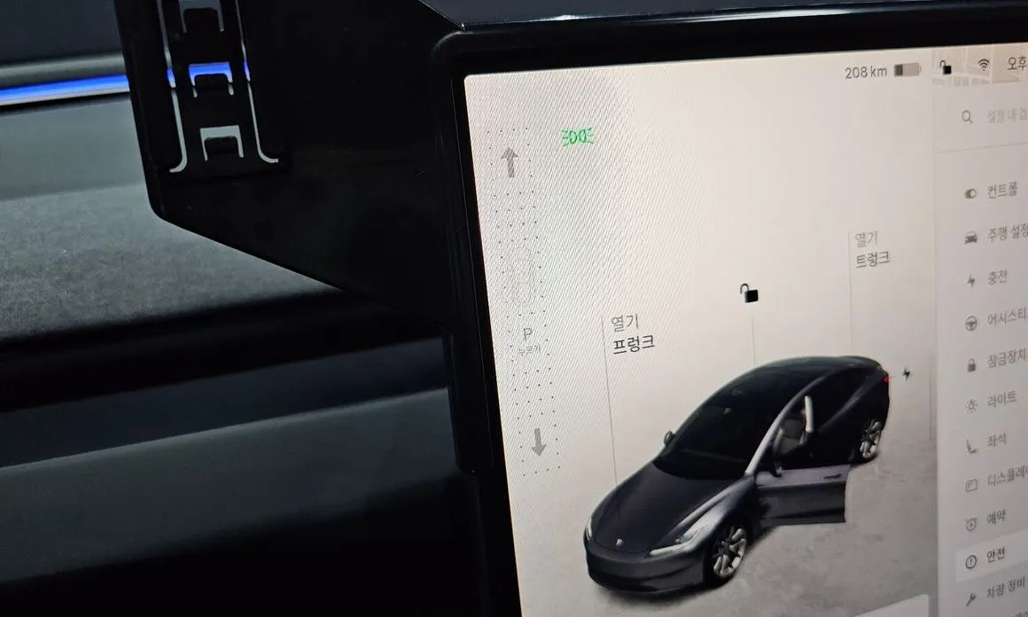 Tesla Model 3 — фото 4