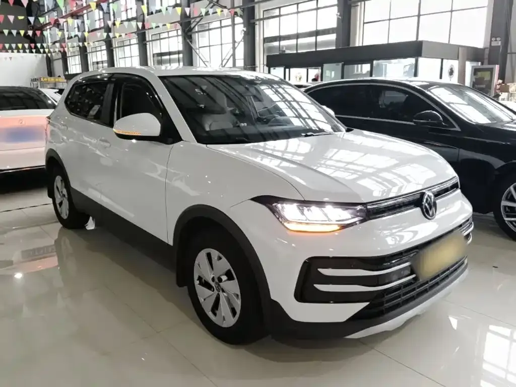 Volkswagen Tharu — фото 2