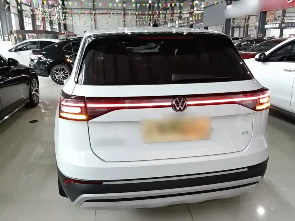 Volkswagen Tharu — фото 9