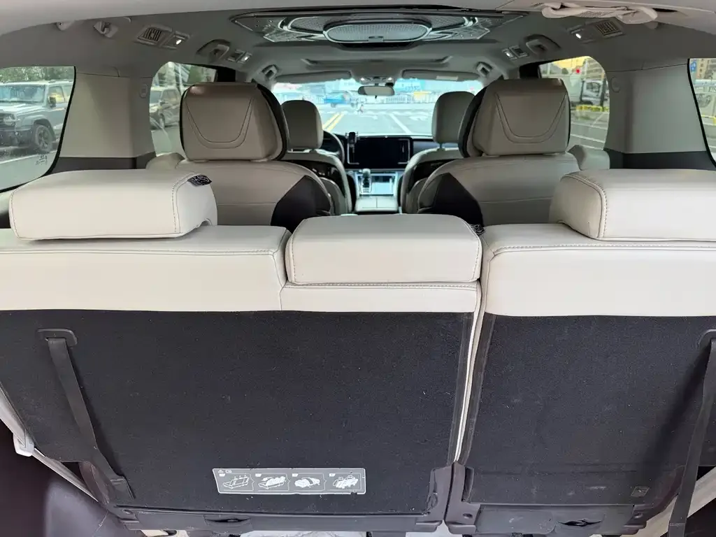 GAC Motor Trumpchi M8 — фото 3