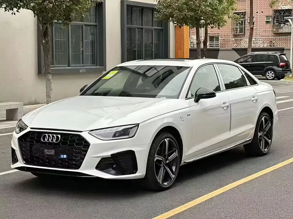 Audi A4L — фото 4