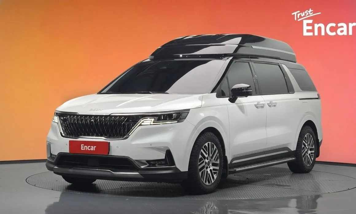 Kia Carnival — фото 1