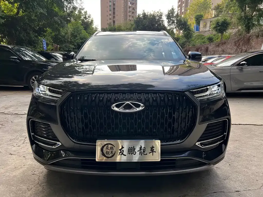 Chery Tiggo 8 — фото 3