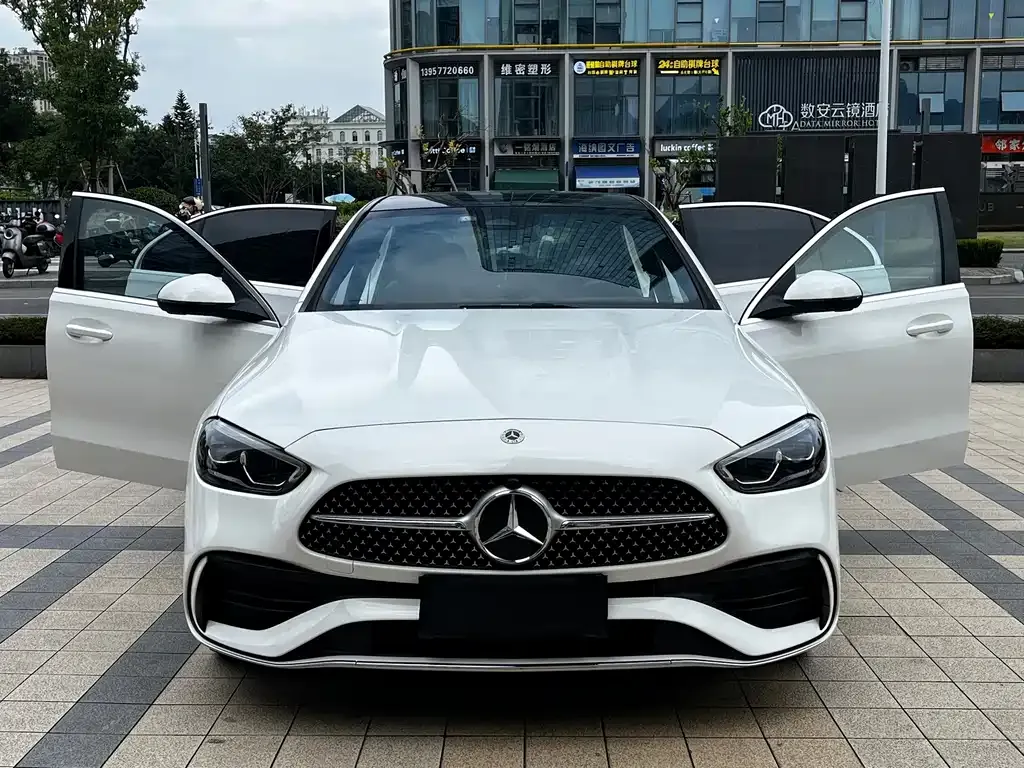 Mercedes-Benz C-Class — фото 4