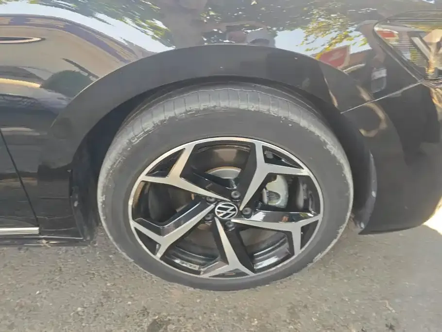 Volkswagen Passat — фото 3